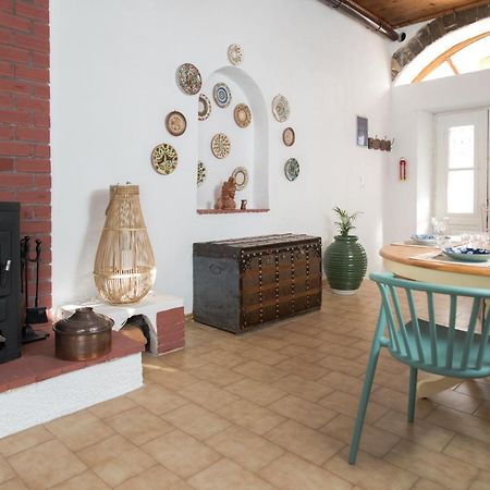 Neoclassical Manor House Poros Town Extérieur photo